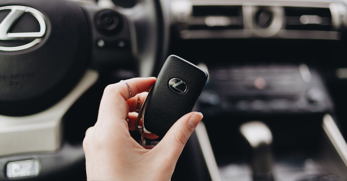 Acura car key fob — Inwood Locksmith