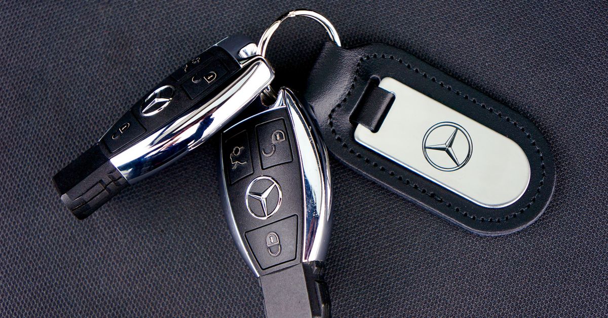 Nissan car key fob — Inwood Locksmith